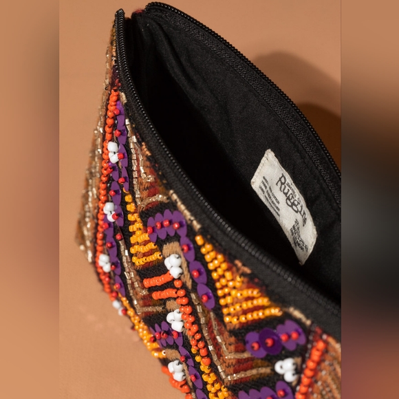 Handmade Hand Beaded & Sequined Wristlet Clutch - Ethnic Inspired Pattern - Picture 5 of 6